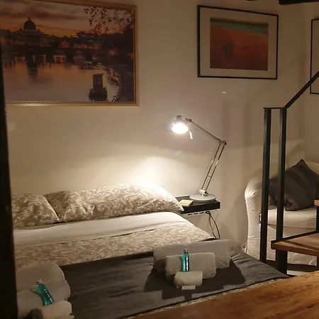 Trastevere In Loft Apartment